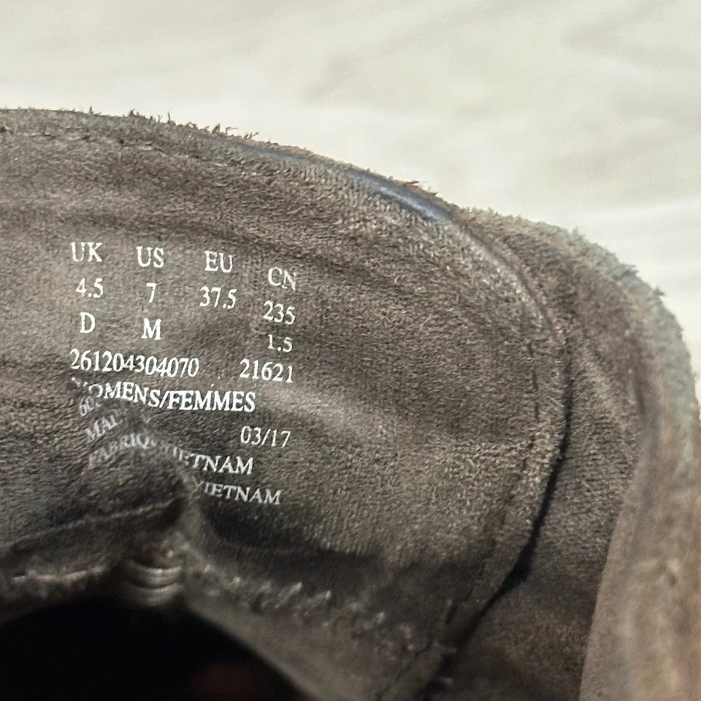 Clarks please see